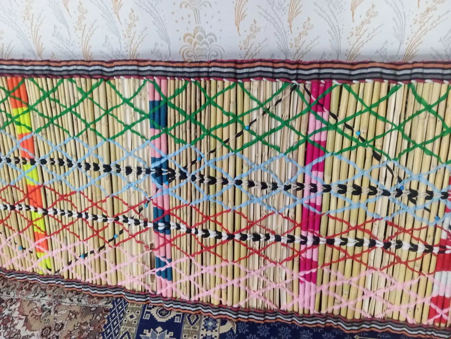 چیت|روفرشی|ایلام, |دیوار