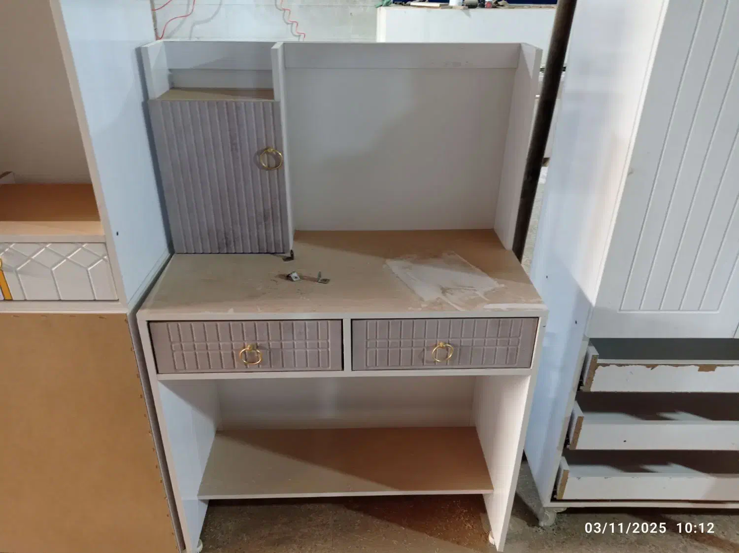 میز تحریر|میز تحریر و کامپیوتر|مشهد, گرجی علیا|دیوار