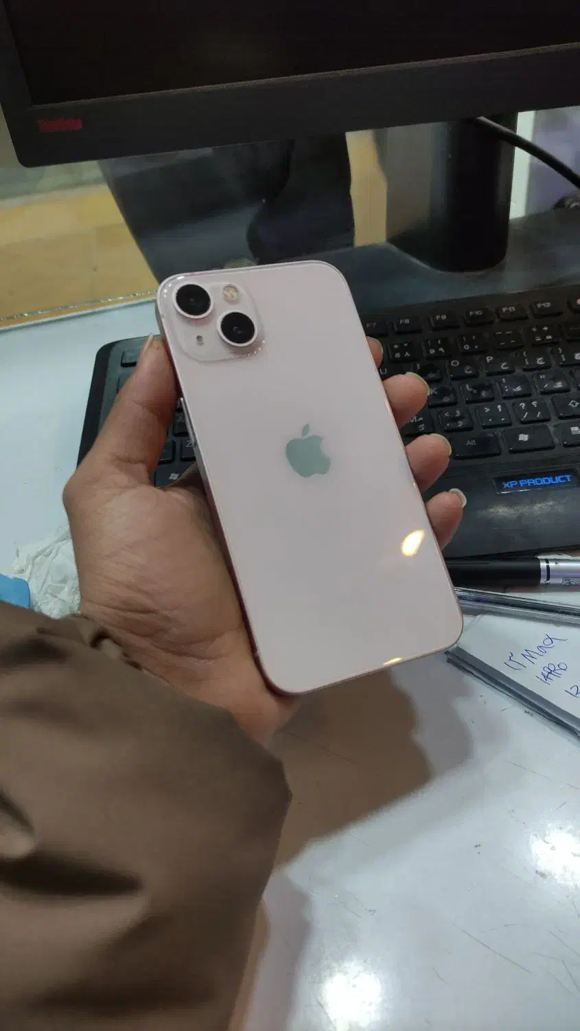 ip 13|موبایل|سبزوار, کوی بهار|دیوار