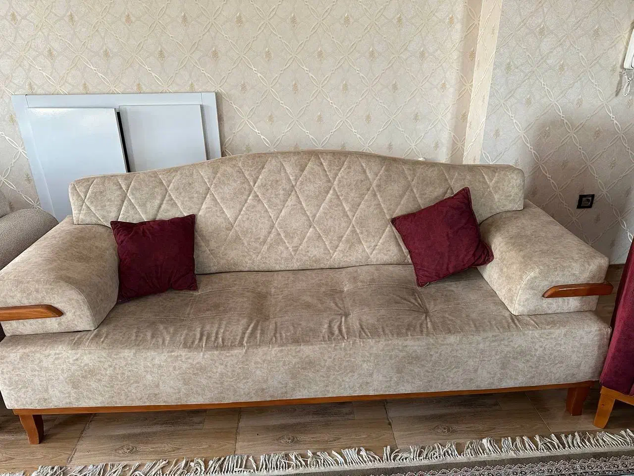 میل ۷ نفره در حد نو|مبلمان خانگی و میز عسلی|کوچصفهان, |دیوار