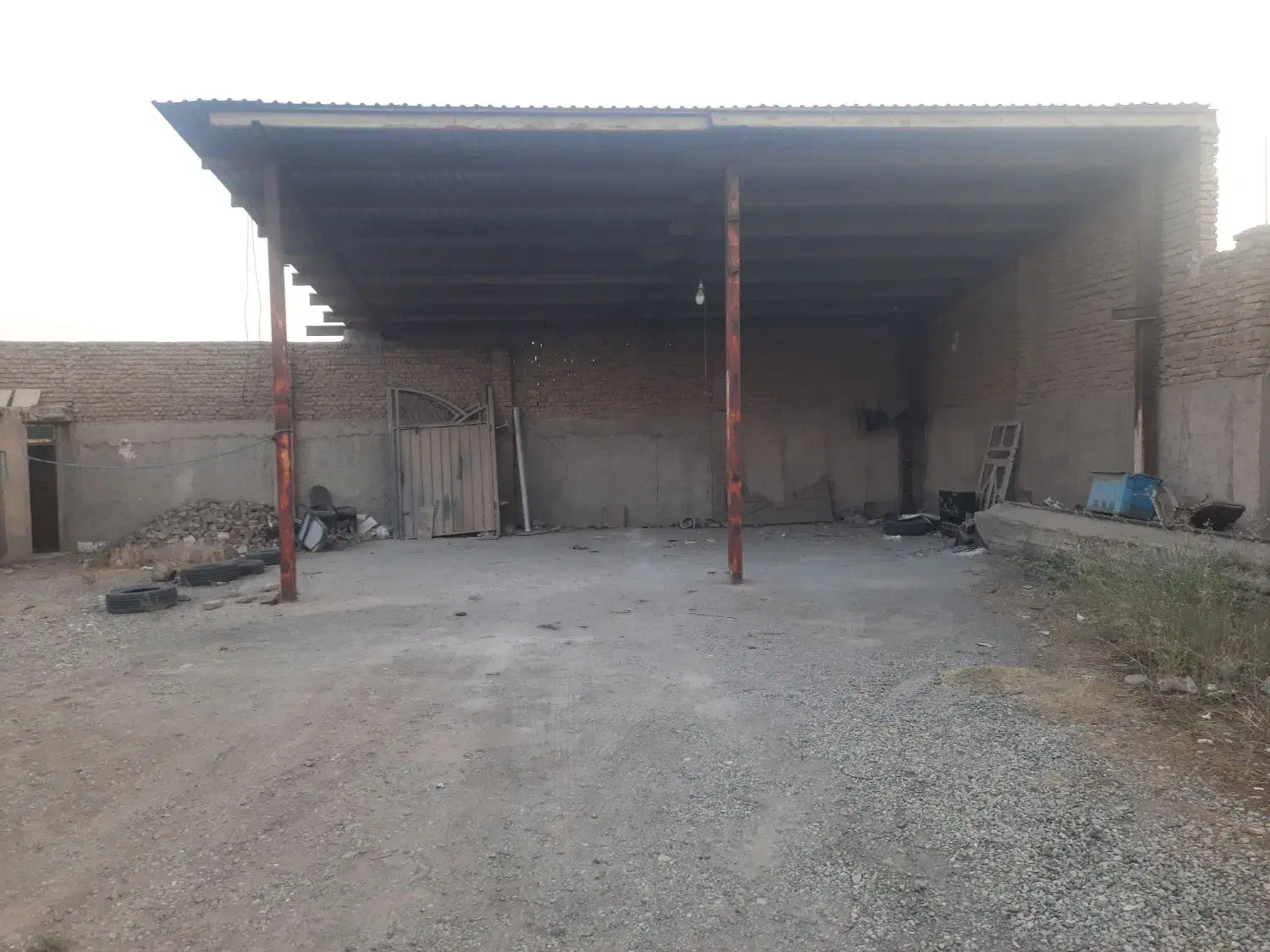 اجاره مغازه وانبار ۱۲۰۰ متری بهر خیابان اصلی|اجارهٔ مغازه و غرفه|هشتگرد, هشتگرد قدیم|دیوار