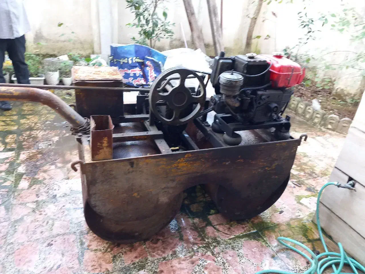 غلتک دو تنی . دو محوره اتومات|ماشین‌آلات صنعتی|رشت, پستک|دیوار