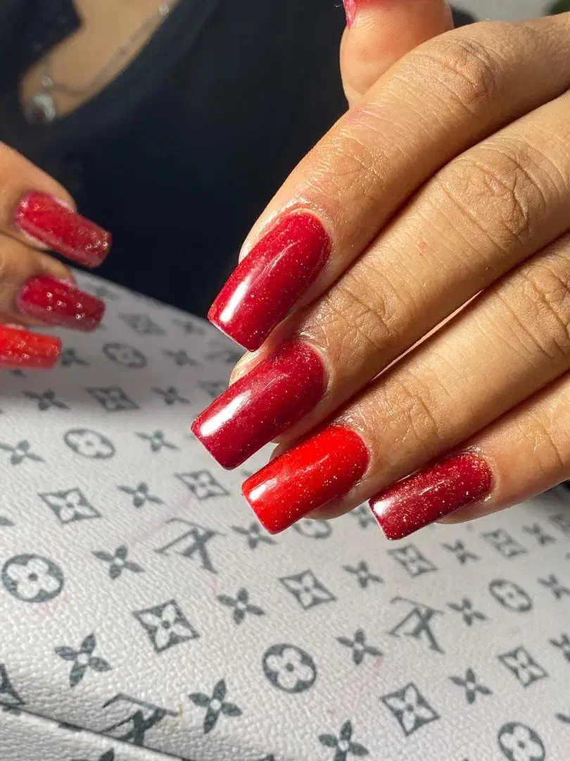 تخفیف ناخن عالیشهر|خدمات آرایشگری و زیبایی|بوشهر, |دیوار