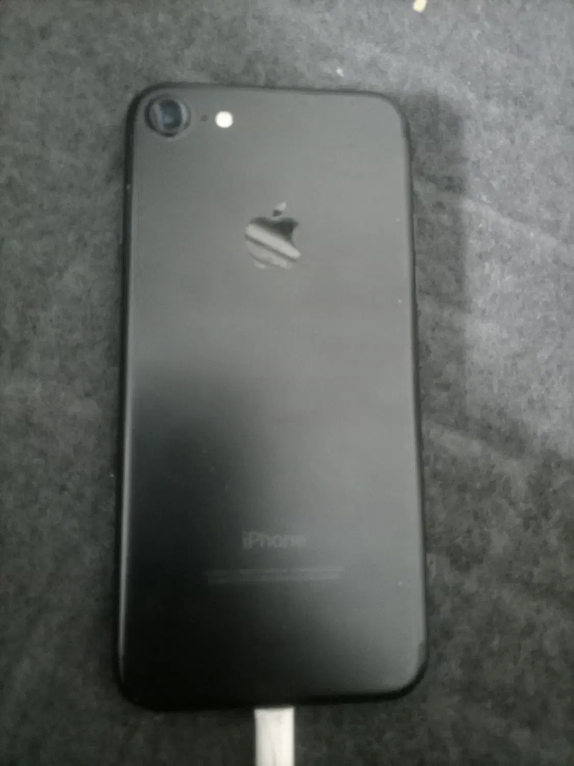 آیفون ۷|موبایل|اندیشه, اندیشه فاز ۱|دیوار