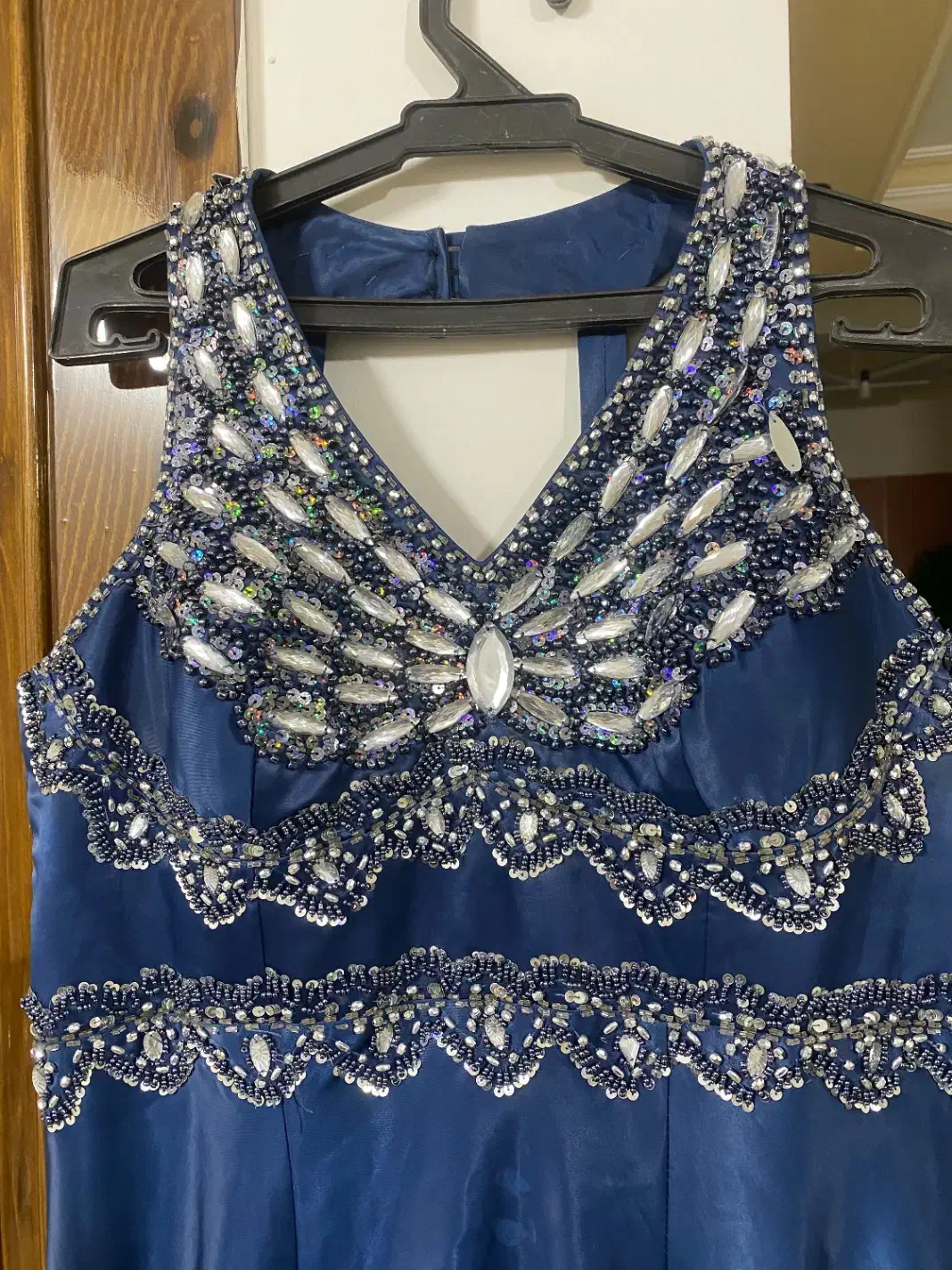 لباس مجلسی سنگ دوزی|لباس|مشهد, عامل|دیوار