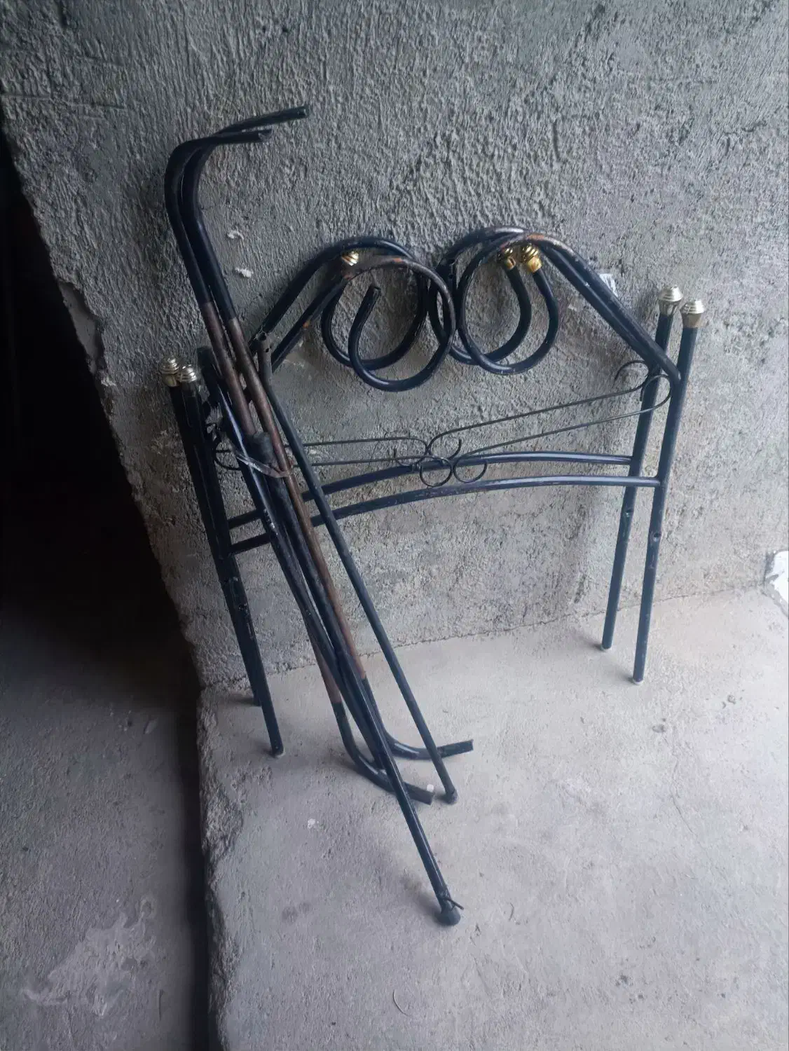 گهواره سورمه ای|اسباب و اثاث بچه|کنگاور, |دیوار