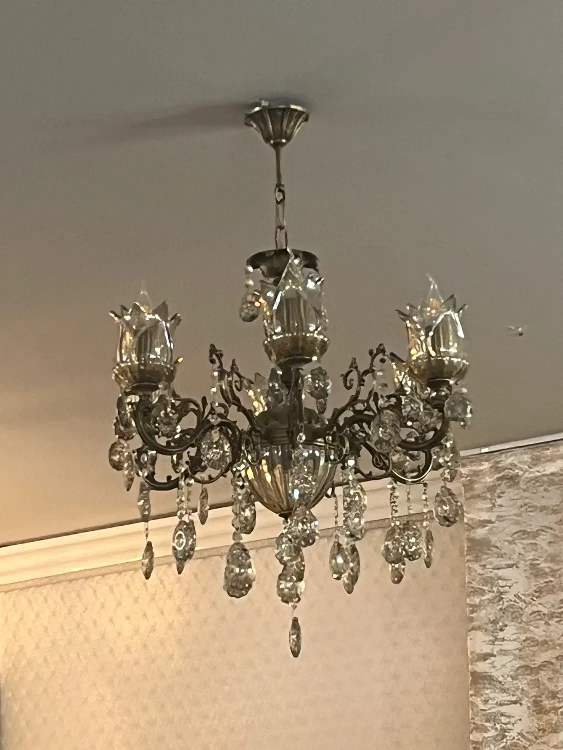 لوستر ۶ شاخه شامپاینی با لاله و لامپ سالم|لوستر و چراغ آویز|اراک, |دیوار