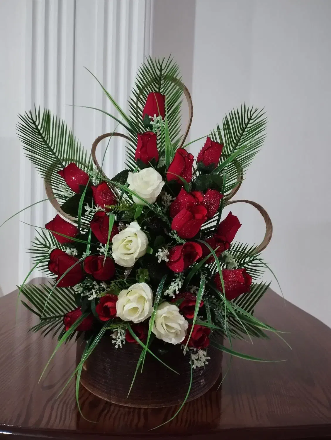 سبدگل و قندونبات|گل مصنوعی|تویسرکان, |دیوار