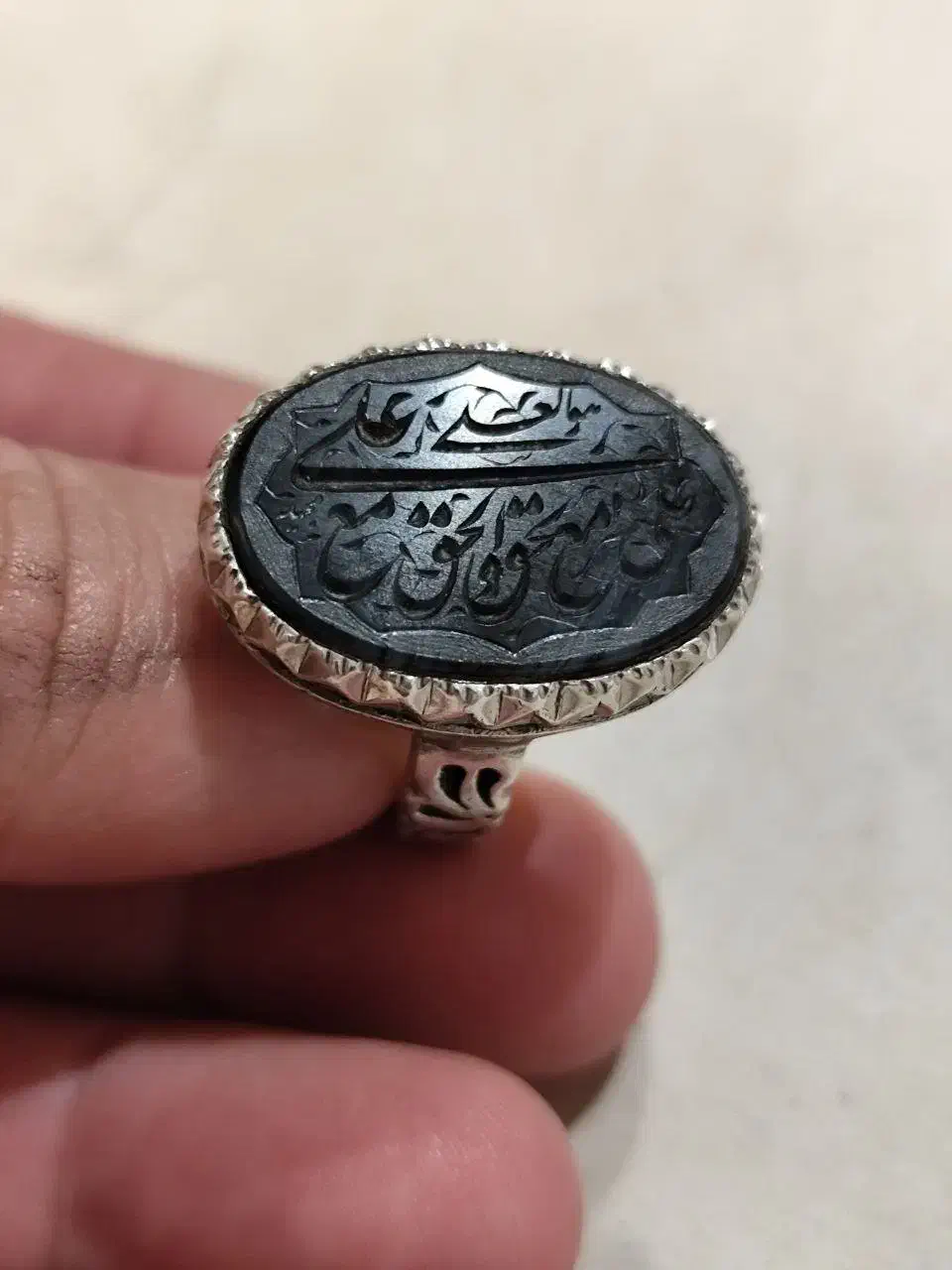 انگشتر خطی عتیقه دست ساز|کلکسیون اشیاء عتیقه|اردبیل, |دیوار