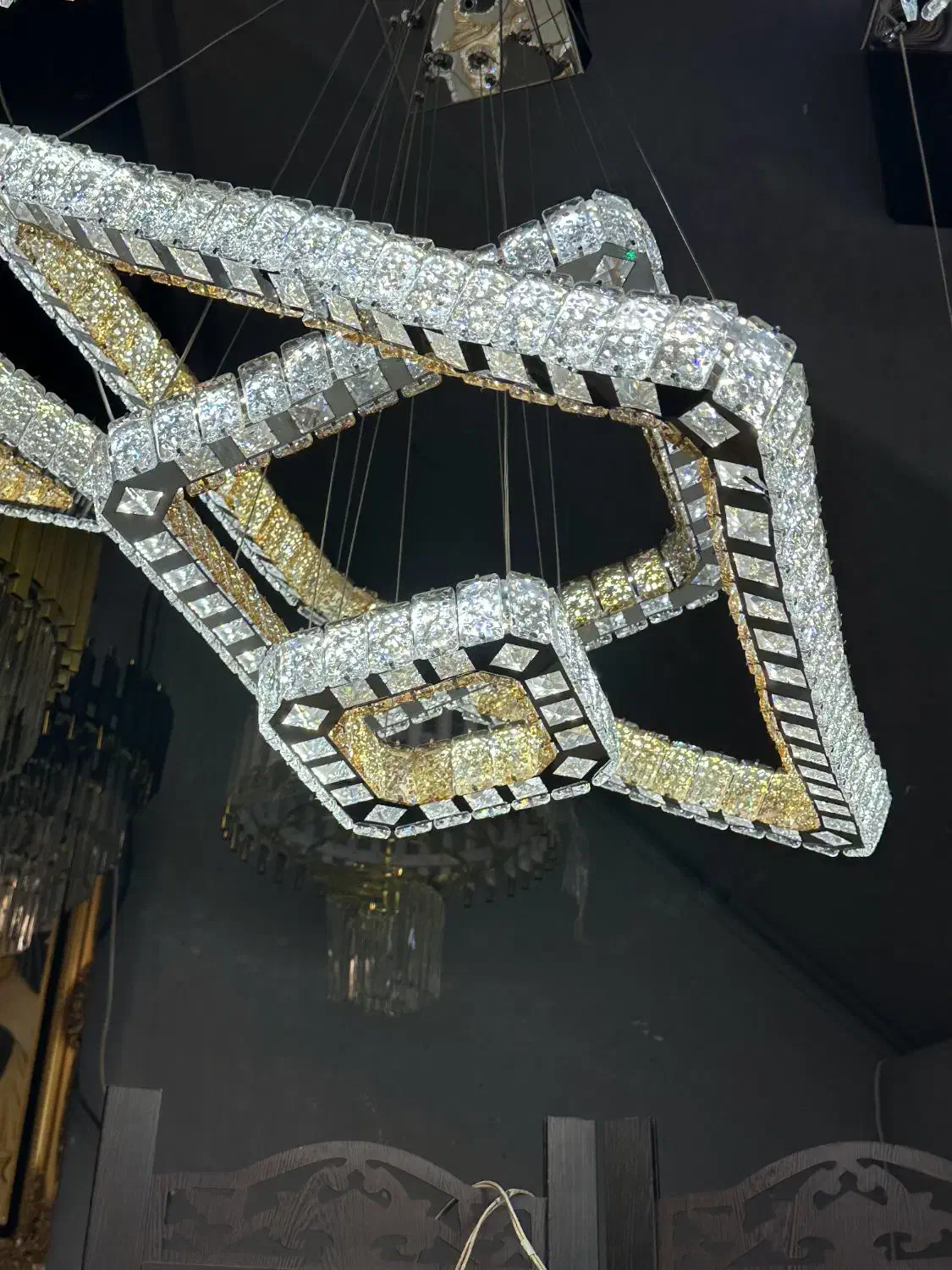 لوستر کریستالی مربع|لوستر و چراغ آویز|تهران, لاله زار|دیوار