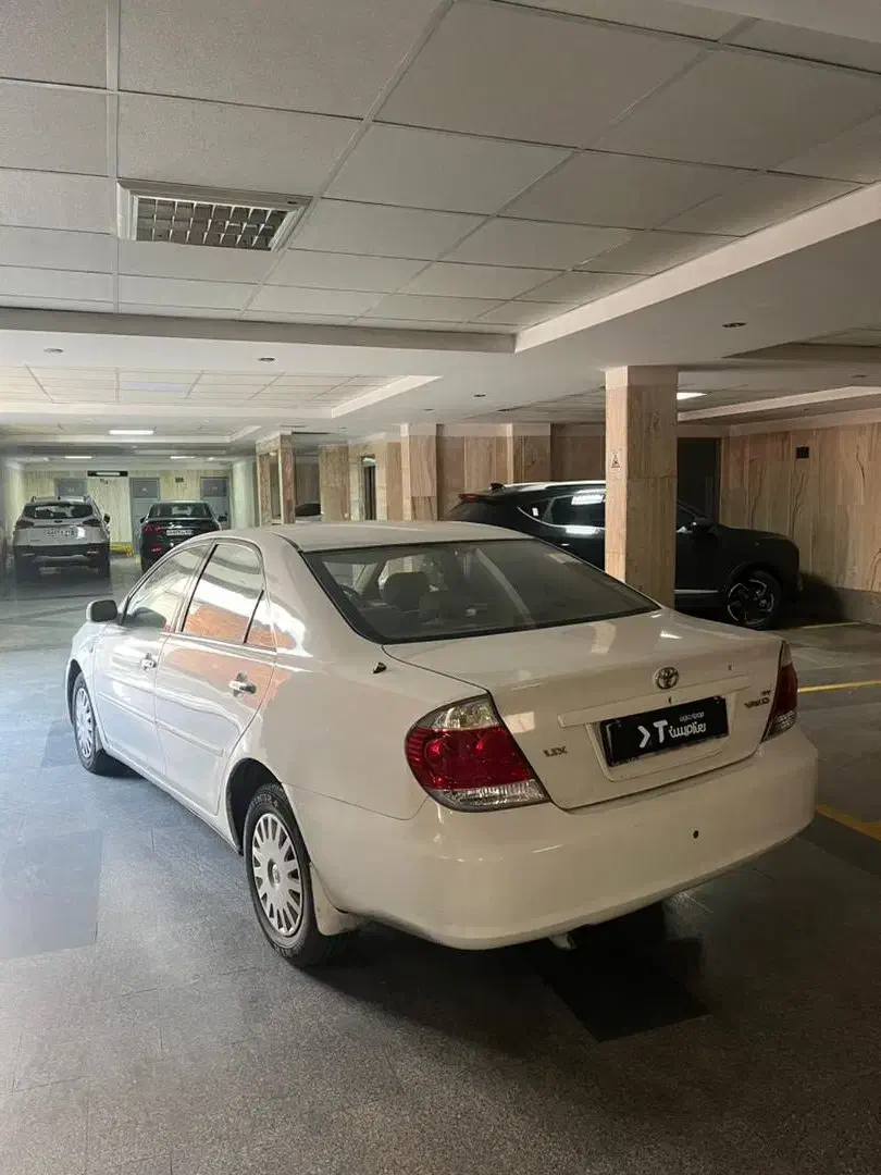 کمری|خودرو سواری و وانت|تهران, حکمت|دیوار