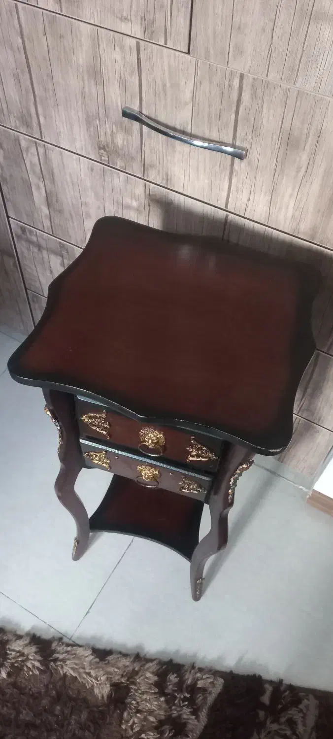 میز تلفن|میز تلفن|دماوند, گیلاوند|دیوار