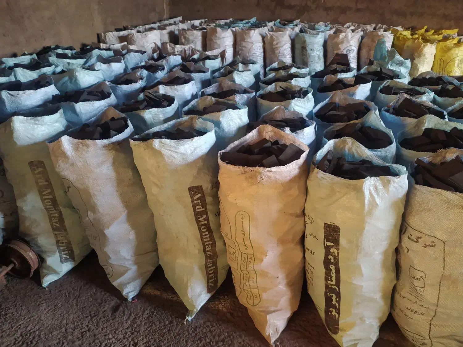 زغال مخصوص بسته بندی|عمده‌فروشی|تبریز, |دیوار