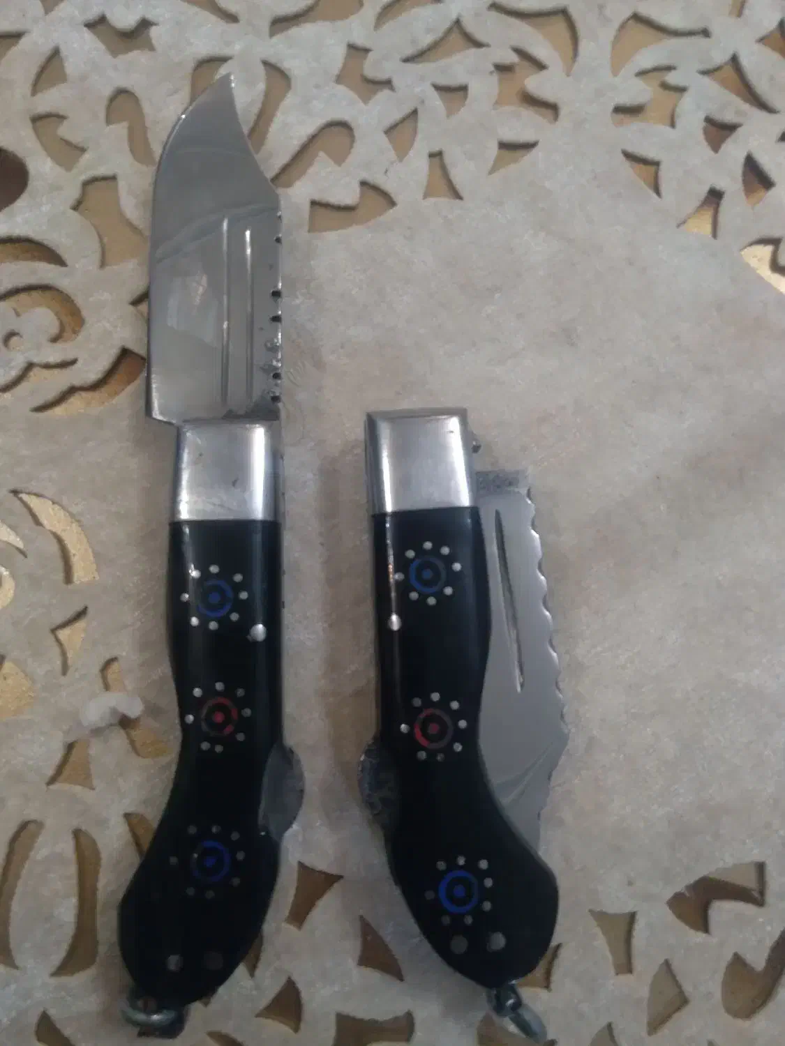 چاقو|کلکسیون اشیاء عتیقه|مشگین شهر, |دیوار