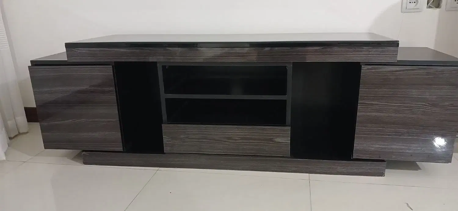 میز تی وی|میز تلویزیون|فردوسیه, |دیوار