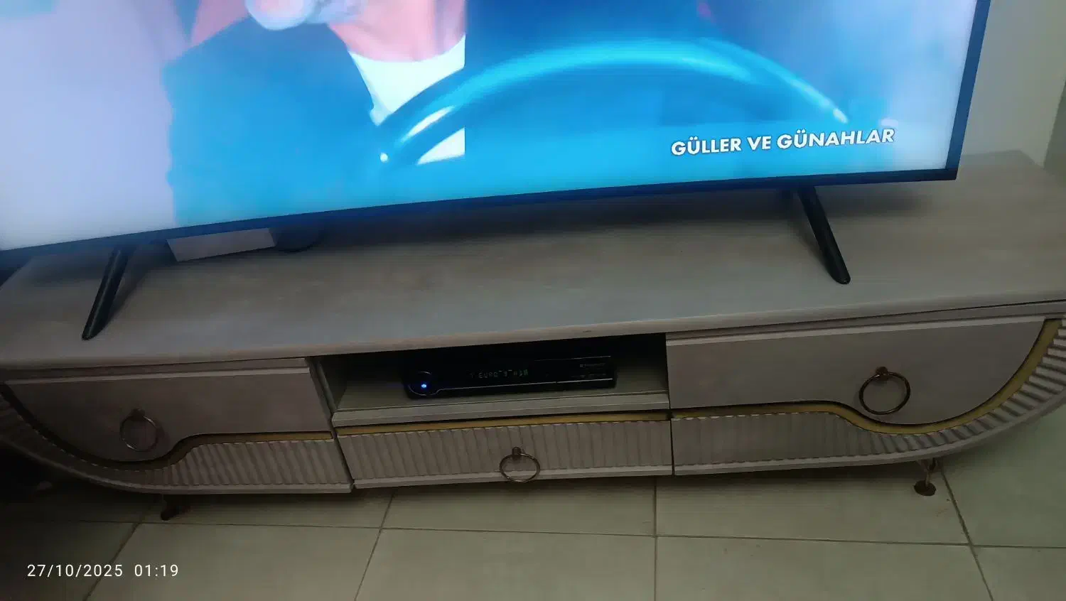 میز تلویزیون سالم|میز تلویزیون|نوشهر, |دیوار