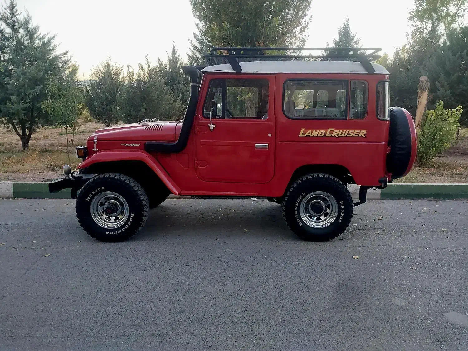 تویوتاکالسکه 2f لندکروز fj40|خودرو سواری و وانت|اصفهان, بوستان کوهستانی صفه|دیوار