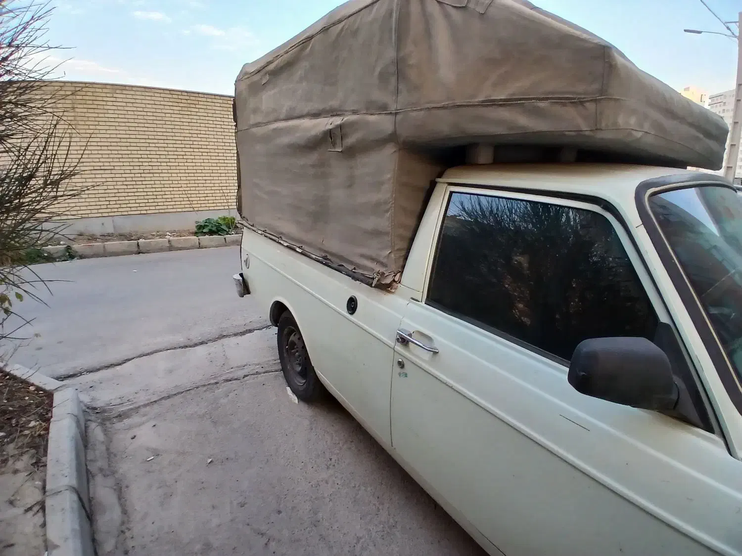 وانت پیکان|خودرو سواری و وانت|هشتگرد, شهرک گلها|دیوار