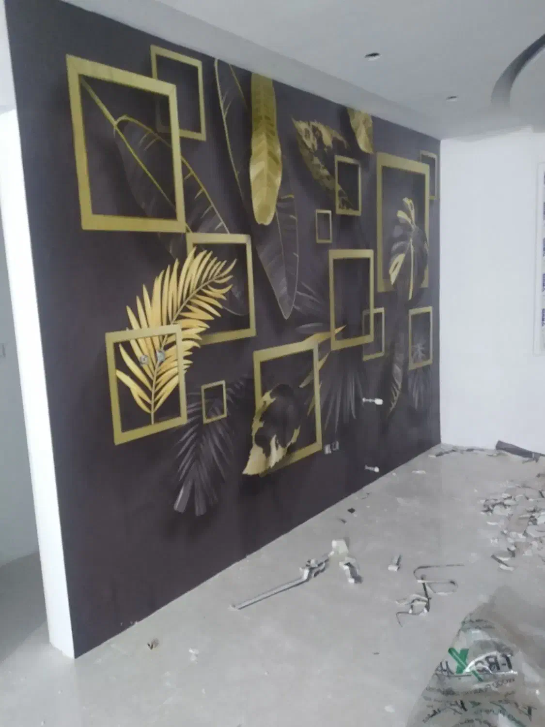 نصاب کاغذ دیواری.قرنیز ونبشی|خدمات پیشه و مهارت|پرند, فاز ۶|دیوار