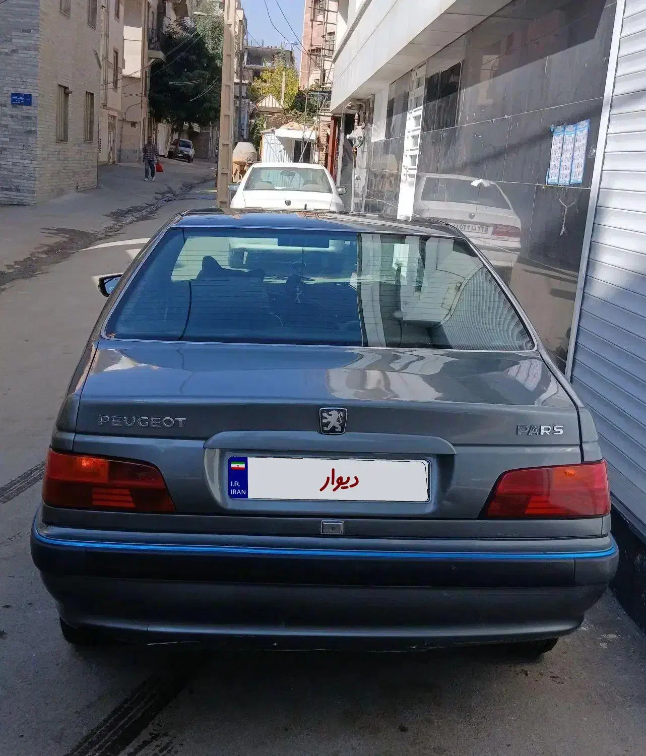 پژو پارس|خودرو سواری و وانت|بروجرد, |دیوار