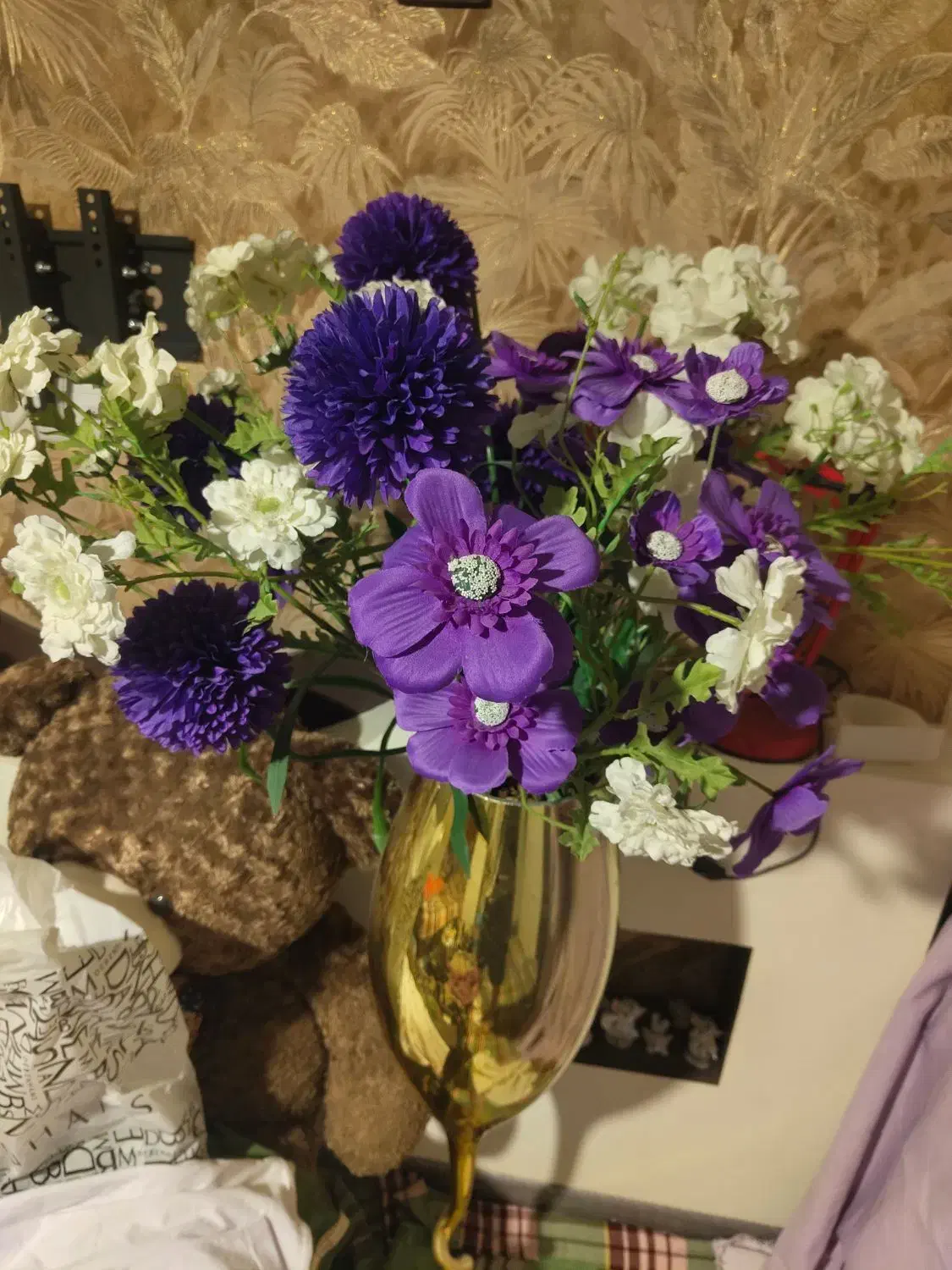 گل وگلدان بسیار زیبا، خارجی|گل مصنوعی|ری, ظهیرآباد|دیوار