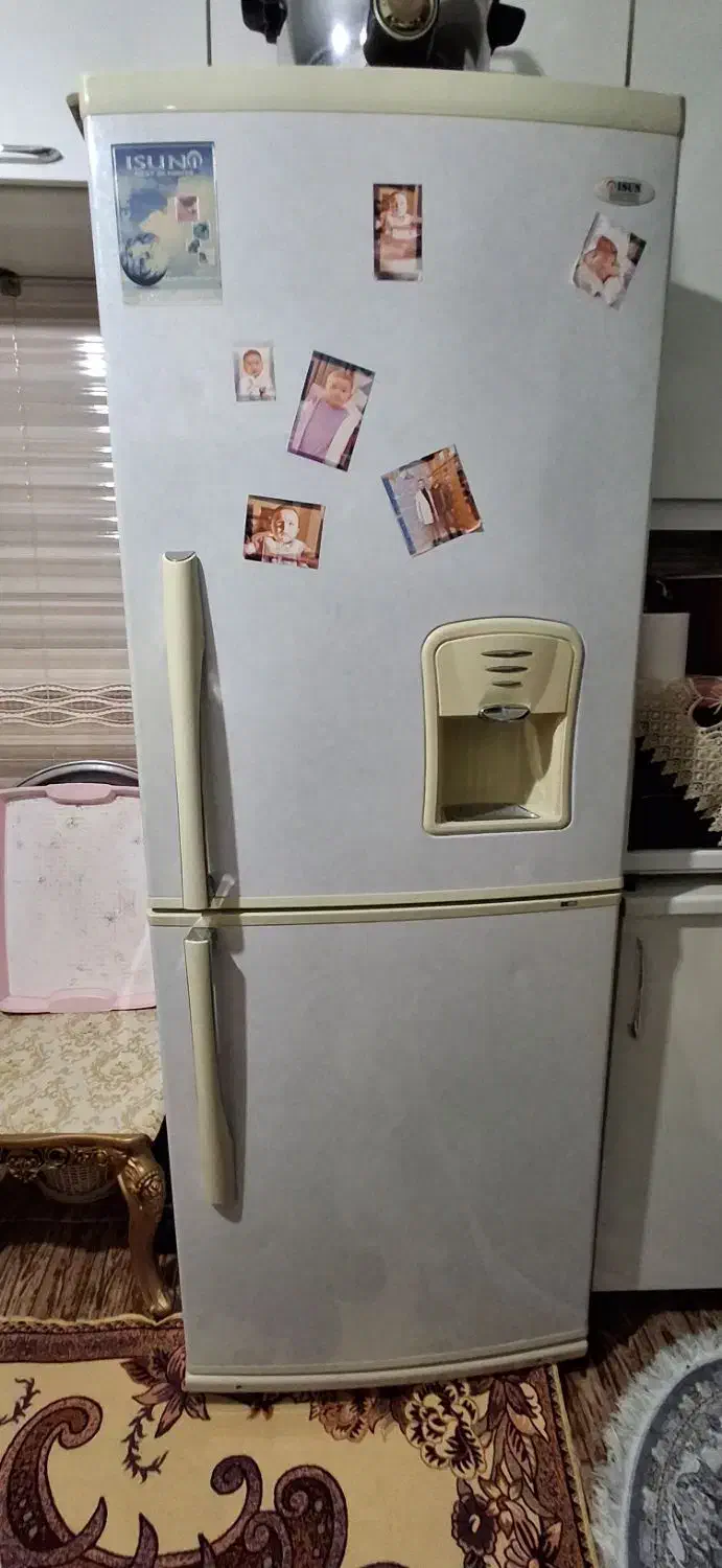 یخچال Isun دست دوم|یخچال و فریزر|خوی, |دیوار