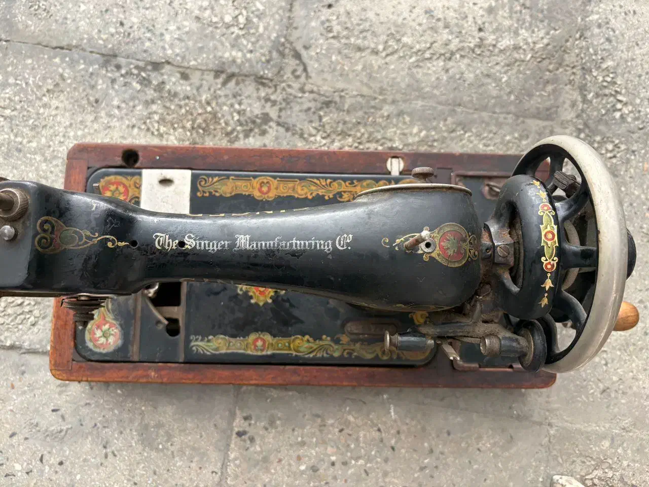 چرخ خیاطی singer|کلکسیون اشیاء عتیقه|تهران, کوی بیمه|دیوار