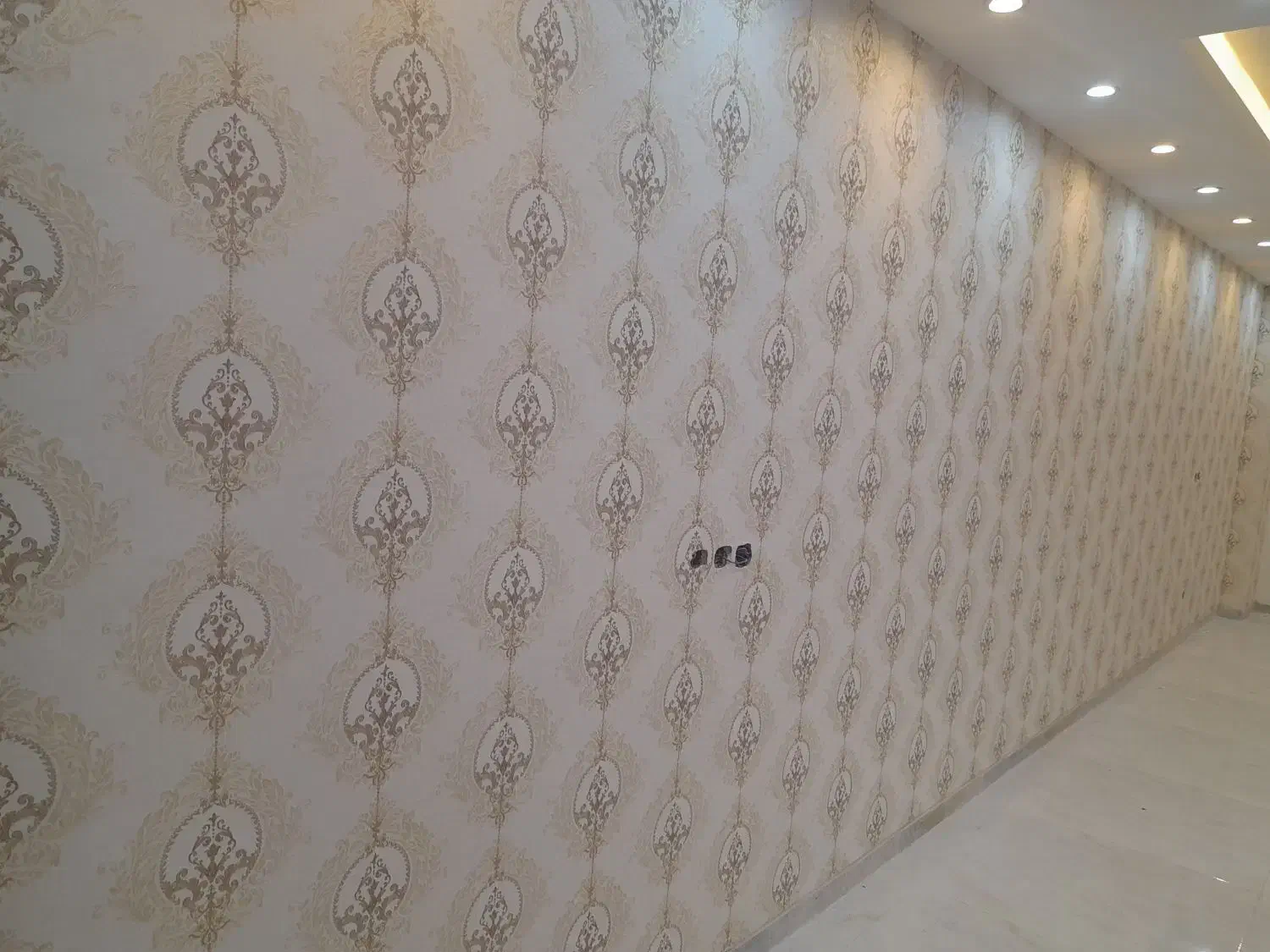 کاغذ دیواری کفپوش کناف کمد کابینت نقاشی|خدمات پیشه و مهارت|اصفهان, بهارستان|دیوار