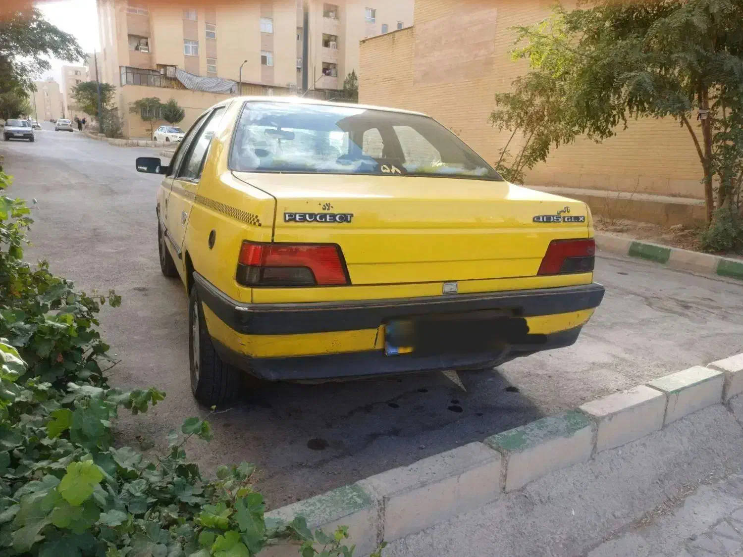 پژو 405 glx|خودرو سواری و وانت|فولادشهر, B1|دیوار