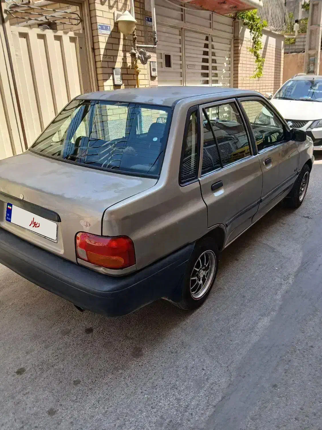 پراید مدل ۸۴ خانگی|خودرو سواری و وانت|ابریشم, |دیوار