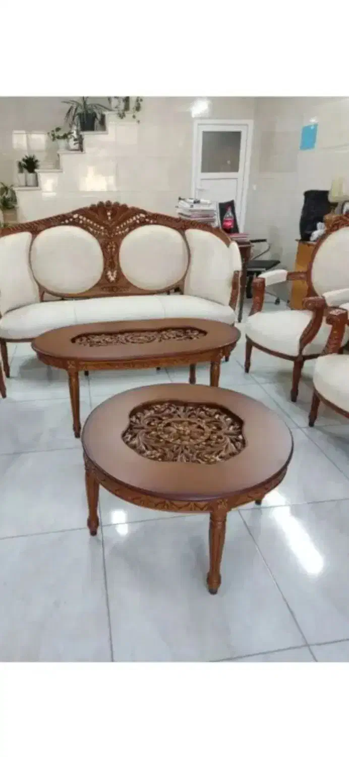 مبل نئیو کلاسیک به خاطر،تغییر شغل این قیمت گذاشتم|مبلمان خانگی و میز عسلی|رامسر, |دیوار