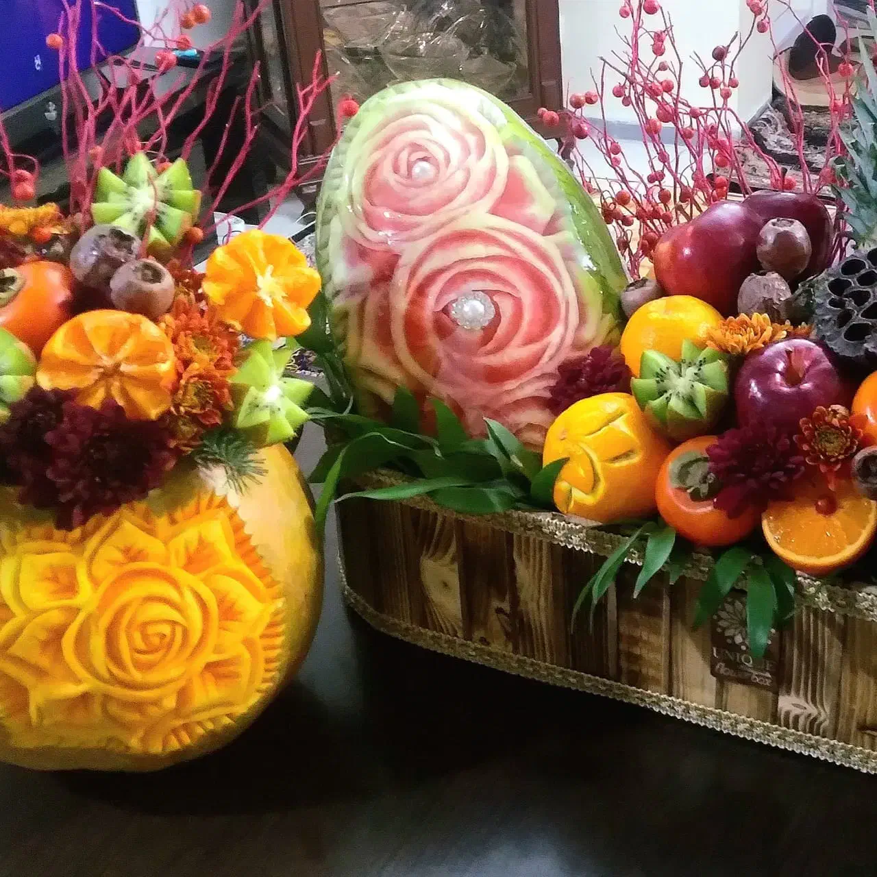 بادکنک آرایی گل آرایی میوه آرایی یلدایی|خدمات پذیرایی، مراسم|فردیس, فردیس|دیوار