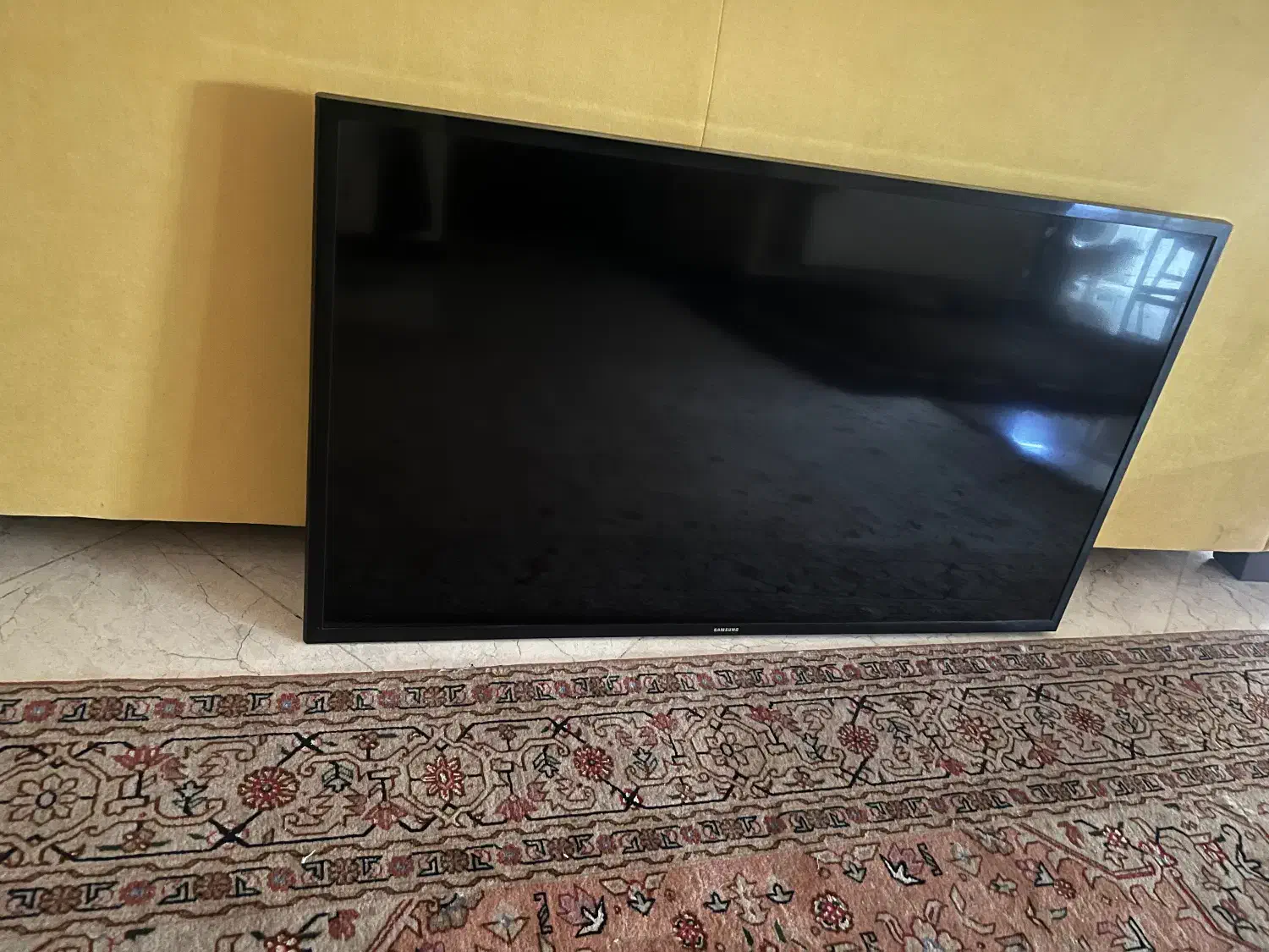 تلویزیون ۴۰ اینچ هوشند(smart) samsung|تلویزیون و پروژکتور|تهران, سعادت‌آباد|دیوار