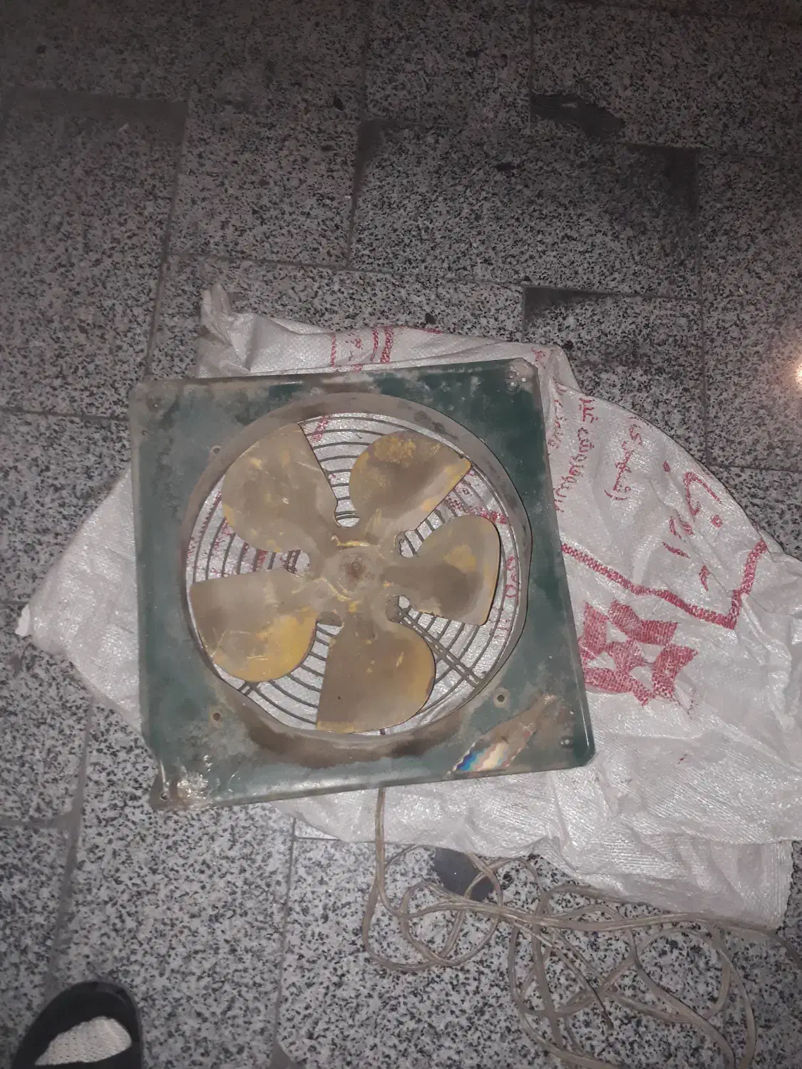 هواکش آهنی|پنکه و تصفیهکنندهٔ هوا|تهران, سعادتآباد|دیوار