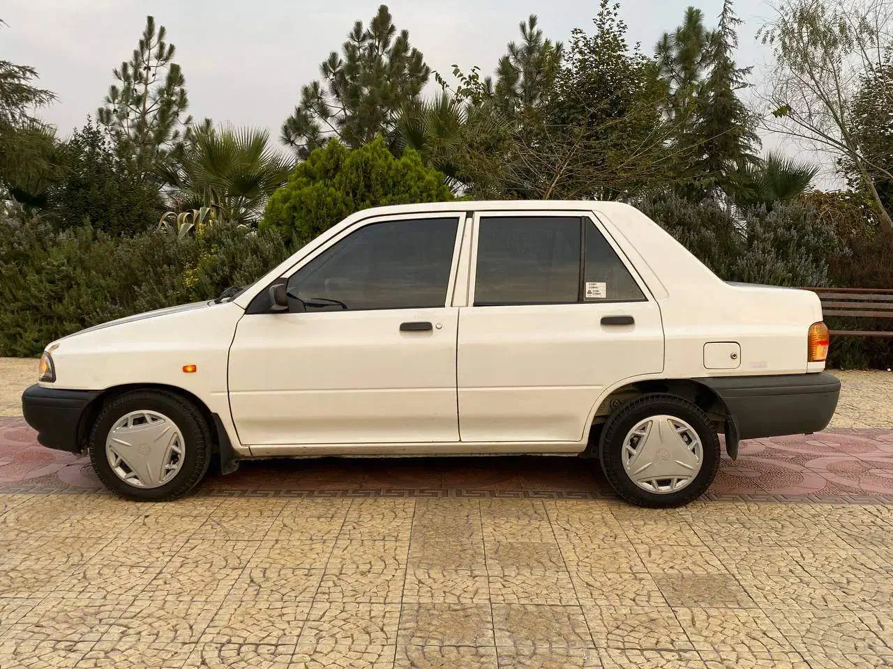 پراید ۹۸ لاکاغذ|خودرو سواری و وانت|زرگرشهر, |دیوار