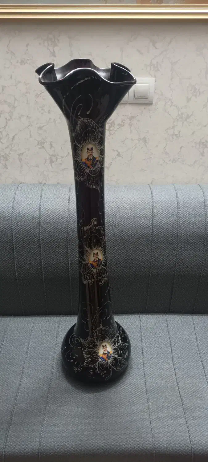 گلدان کنارسالنی ناصرالدین شاه|صنایع دستی و سایر لوازم تزئینی|قزوین, |دیوار