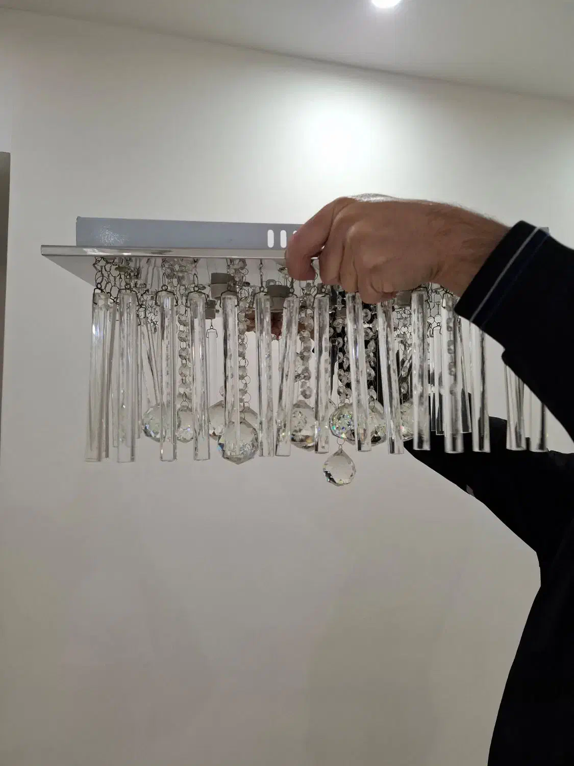 یک عدد لوستر سقفی کریستالی|لوستر و چراغ آویز|کرج, کوی امامیه|دیوار