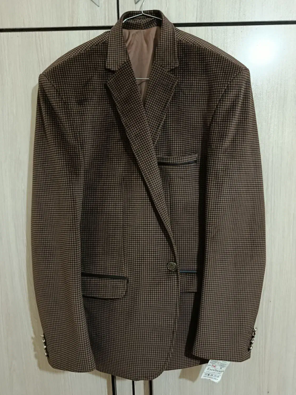 کت تک مردانه|لباس|شاهینشهر, عطار|دیوار