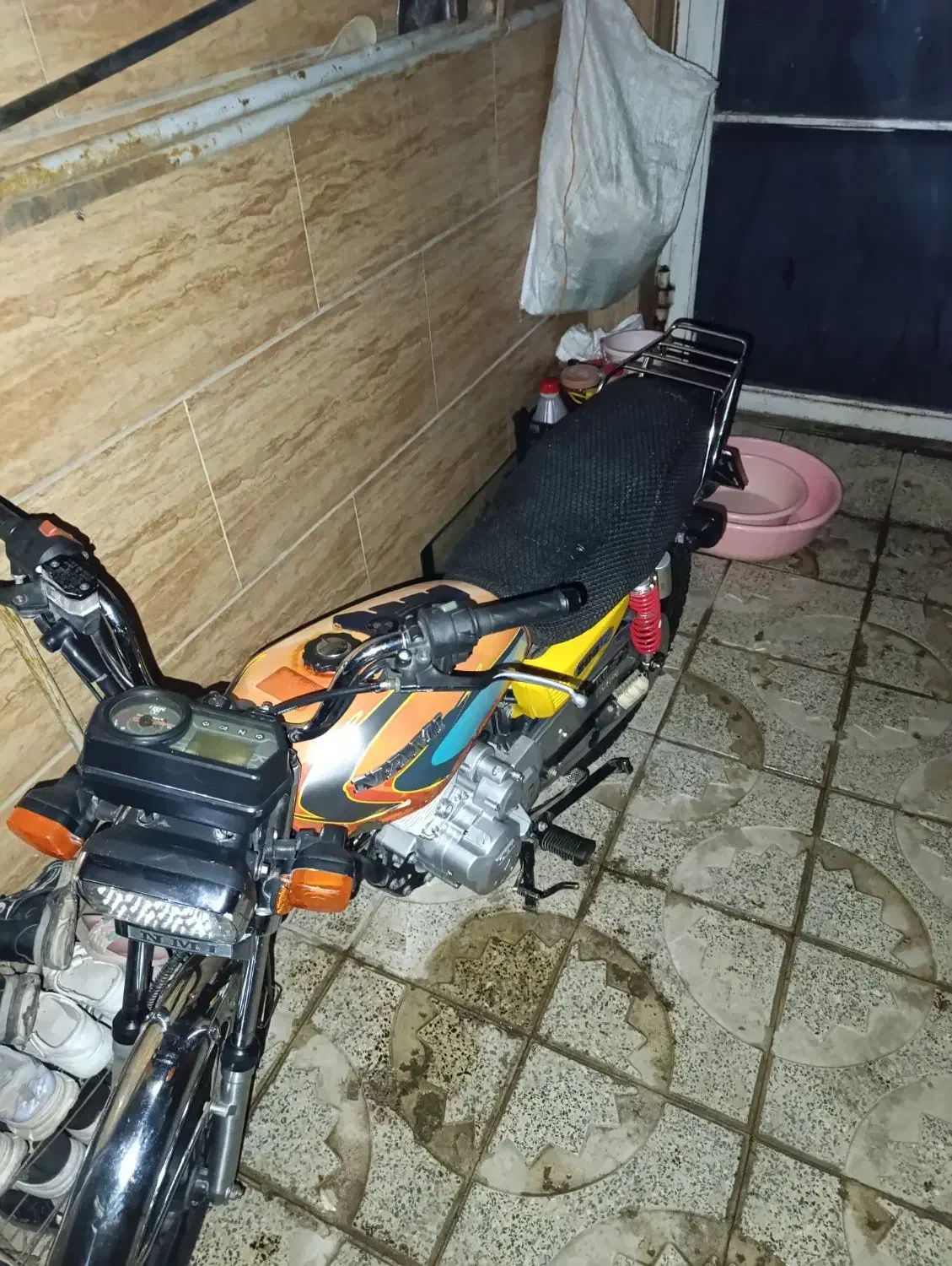 موتورهندا۲۰۰مدل۹۹|موتورسیکلت|چهارباغ, |دیوار