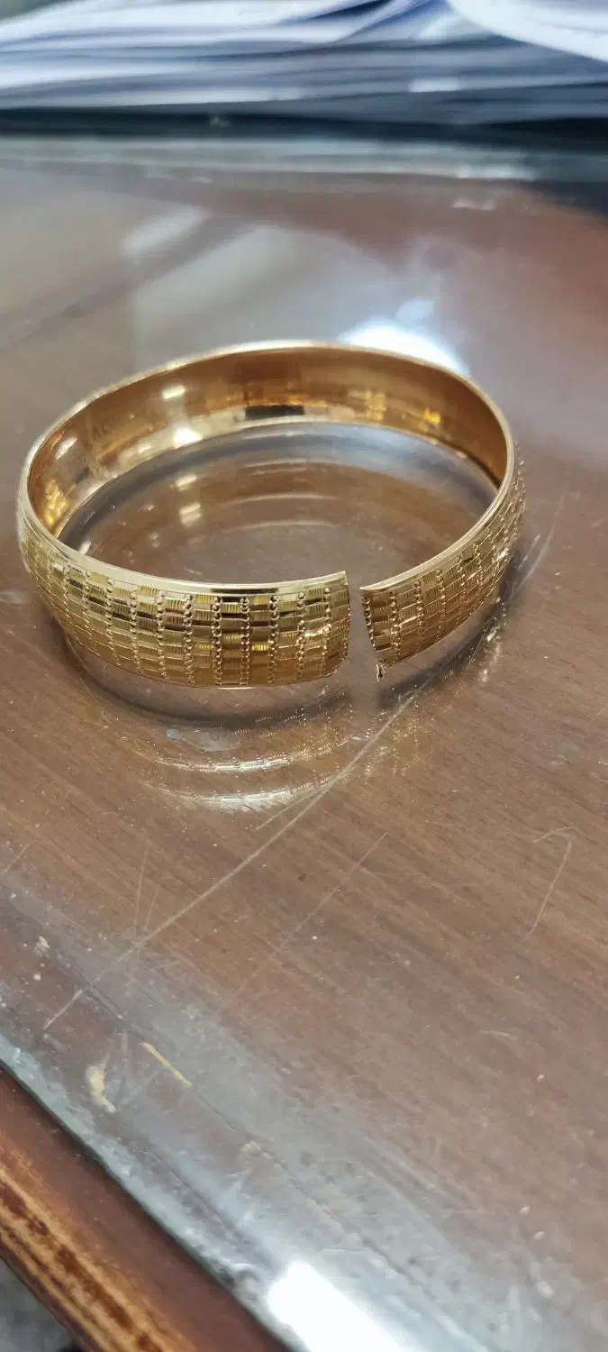 تکپوش طلا (شکسته)|جواهرات|اهواز, کوروش|دیوار