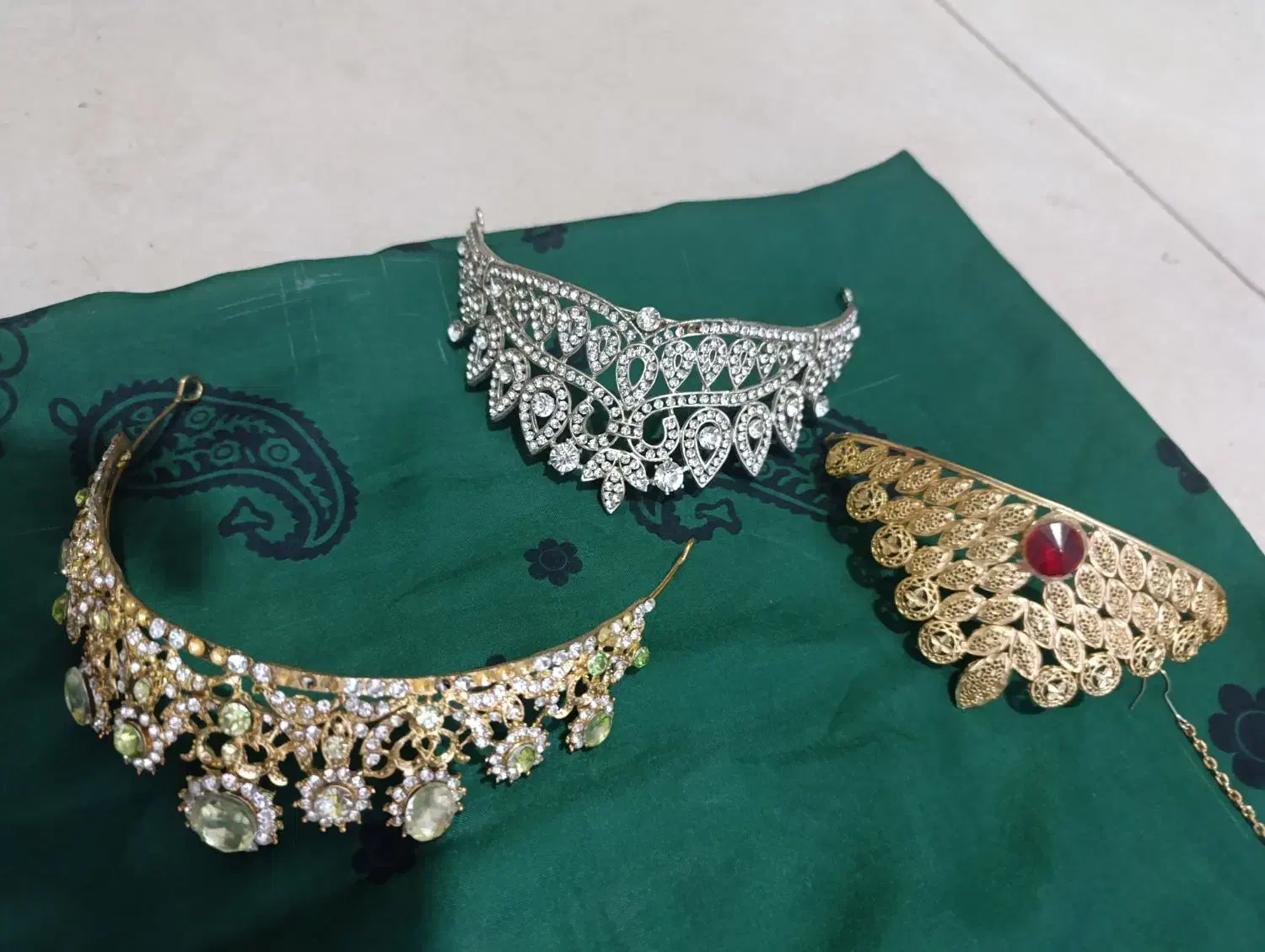 تاج|زیورآلات و اکسسوری|شیراز, حجت آباد|دیوار