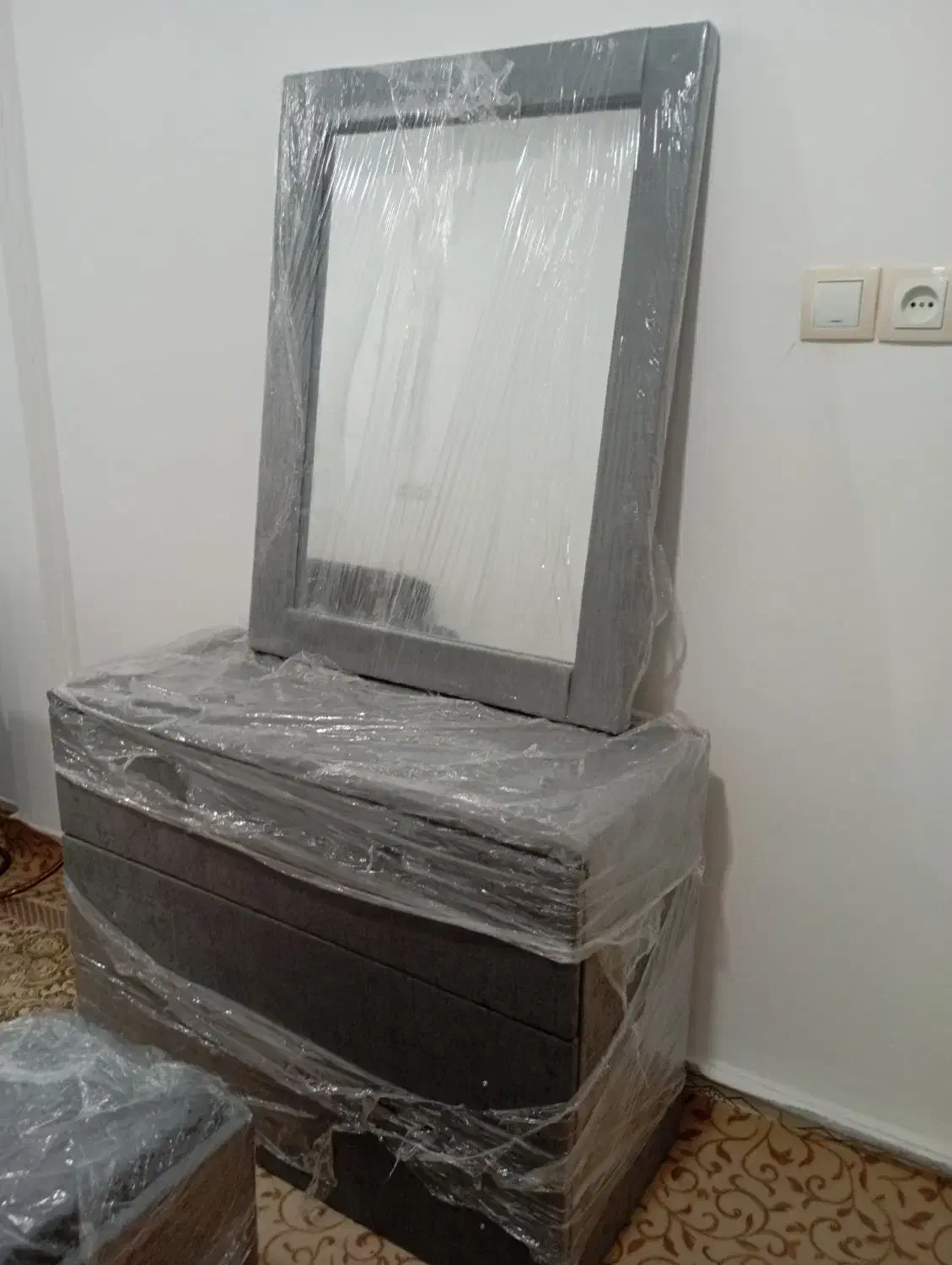 میز ارایش|مبلمان خانگی و میز عسلی|پاکدشت, پاکدشت (مامازند)|دیوار