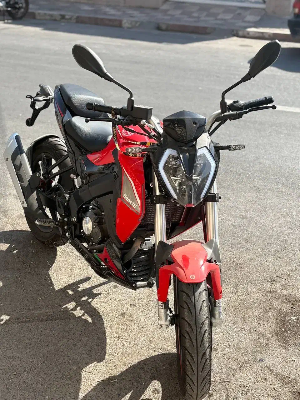 بنلی ۱۸۰ s مدل ۴۰۱ در حد خشک|موتورسیکلت|تهران, نیروی هوایی (پیروزی)|دیوار