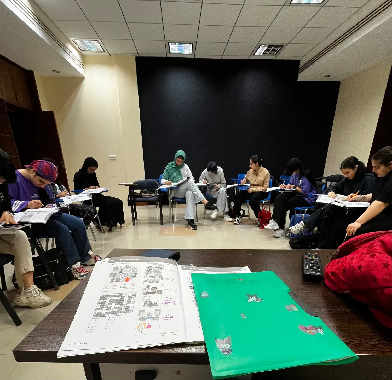 کلاس زبان انگلیسی از صفر تا صد|خدمات آموزشی|کیش, |دیوار