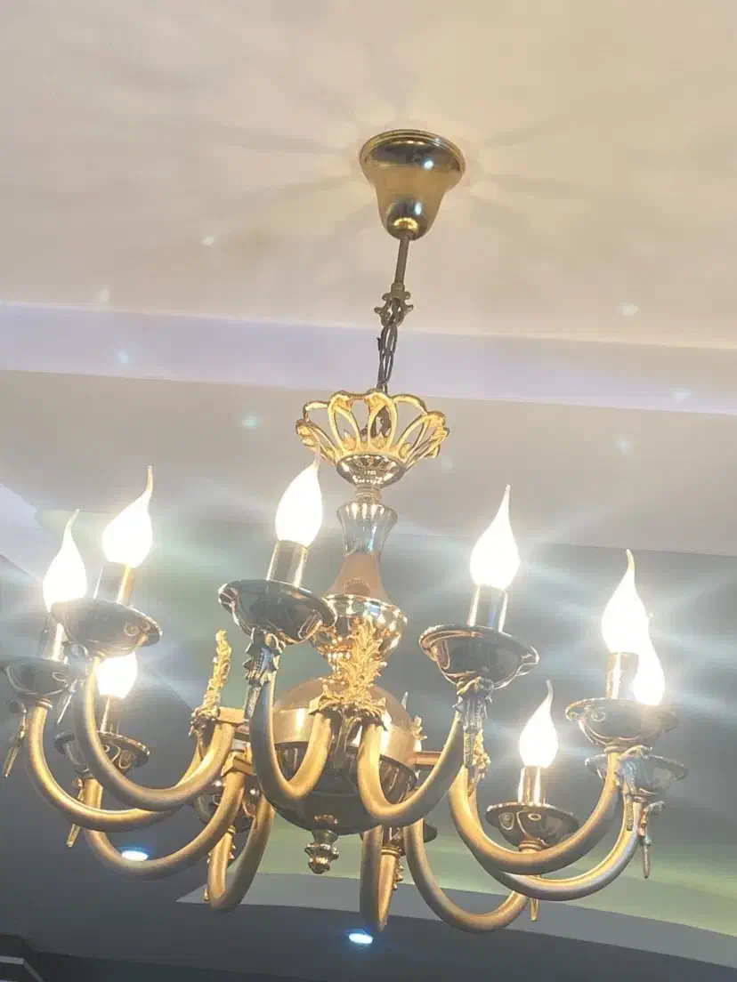 لوستر کاملا نو و سالم بدون لامپ|لوستر و چراغ آویز|پاکدشت, پاکدشت (مامازند)|دیوار