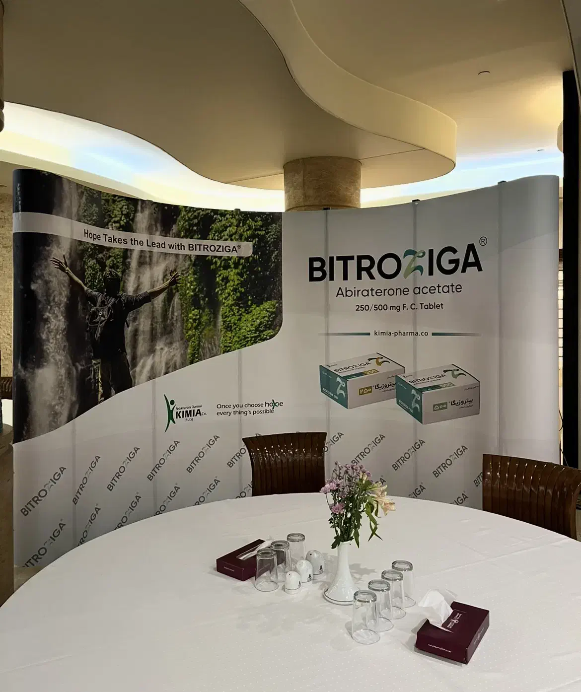 نصاب پاپ آپ، استیکر، مش ،نصب کاغذ دیواری فوری|خدمات پیشه و مهارت|تهران, سهروردی|دیوار