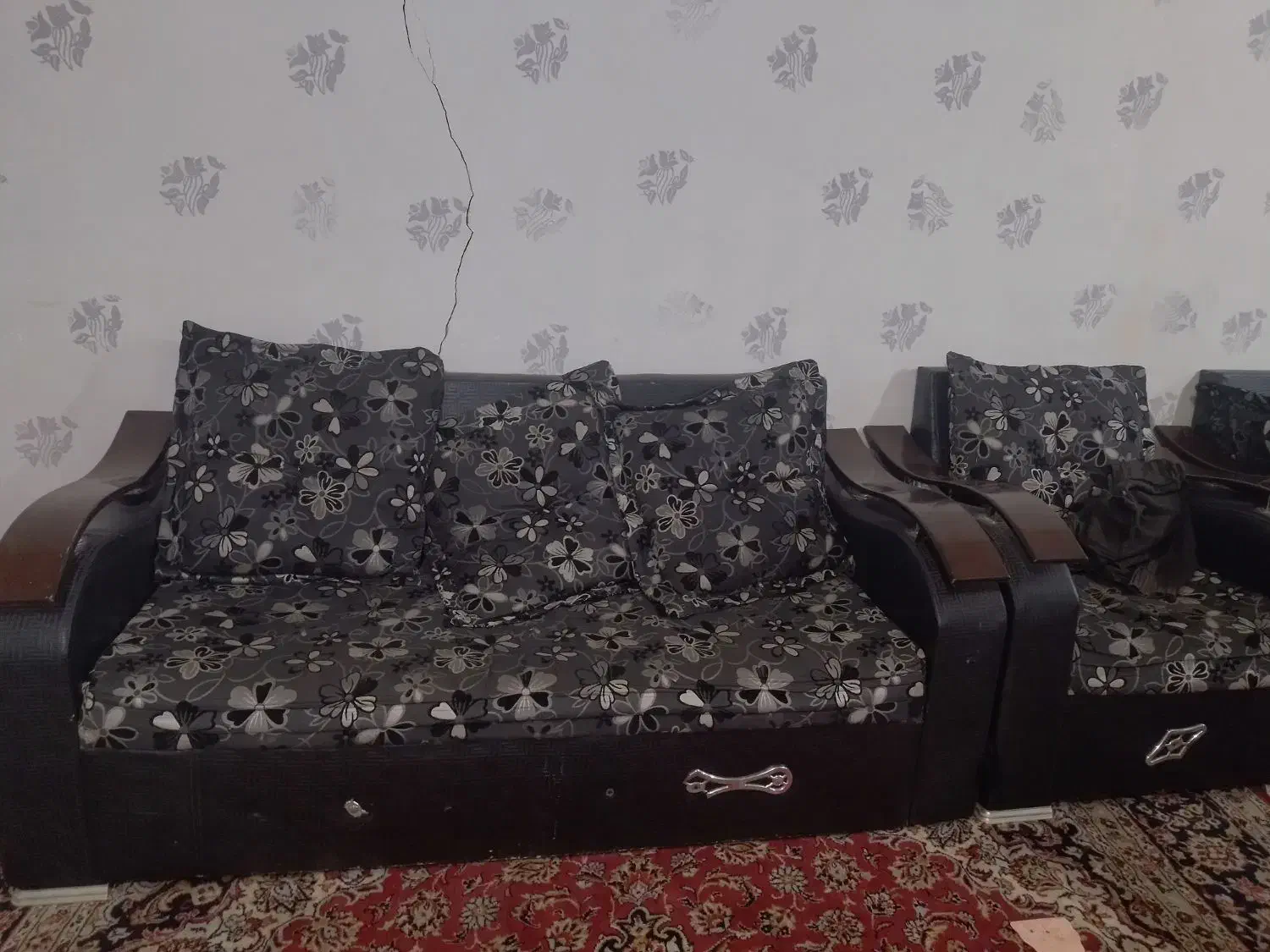 مبل 7نفره|مبلمان خانگی و میز عسلی|اصفهان, قهجاورستان|دیوار