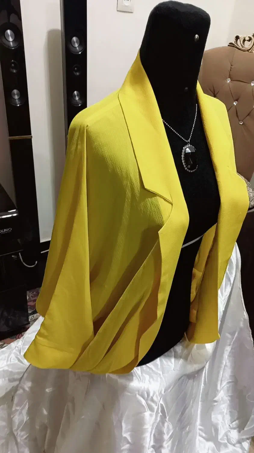 چندعدد پالتو نو|لباس|دزفول, |دیوار