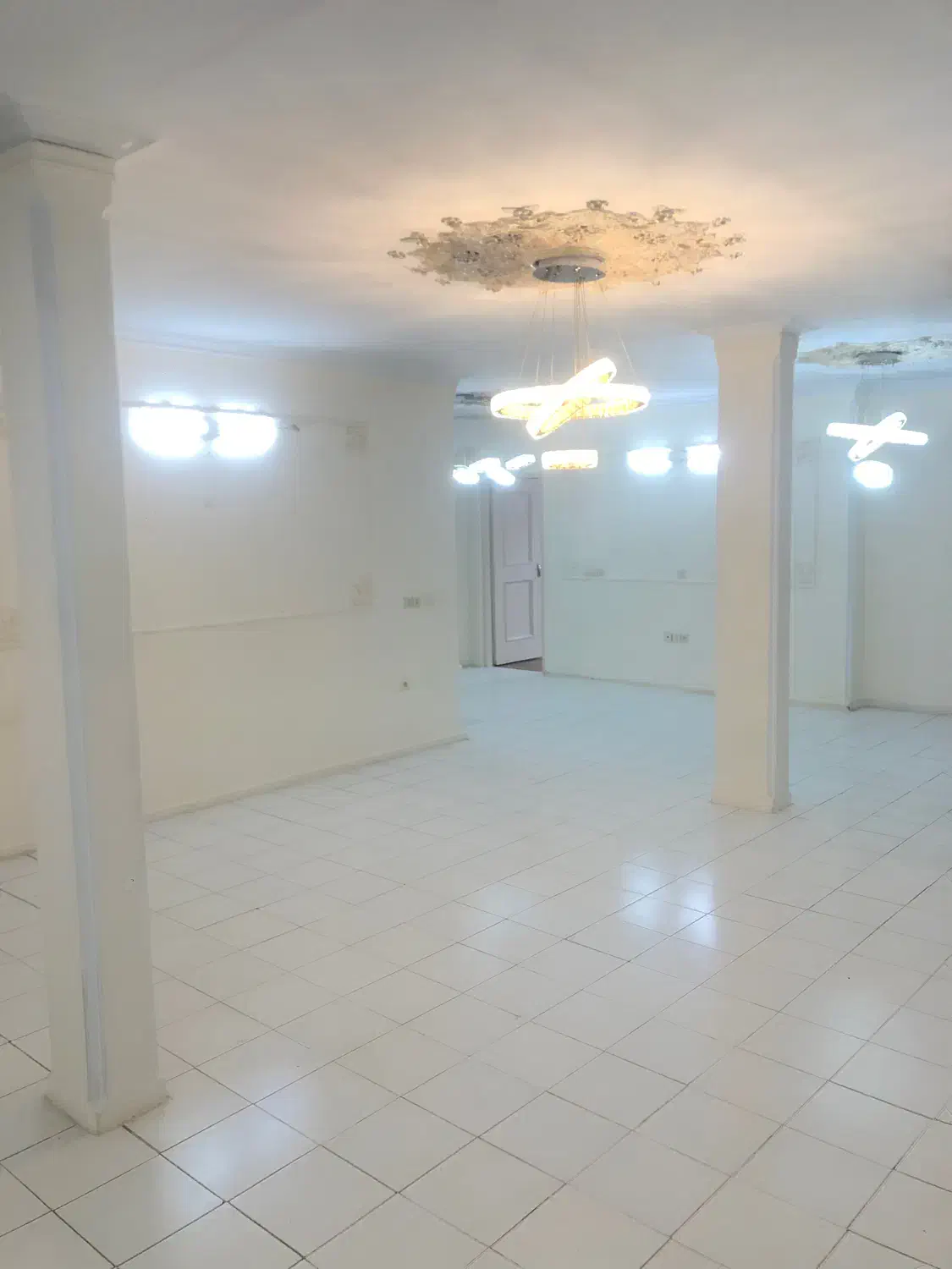 واحد۱۲۵متر/۲خواب/غرق نور|فروش آپارتمان|تهران, ایران|دیوار