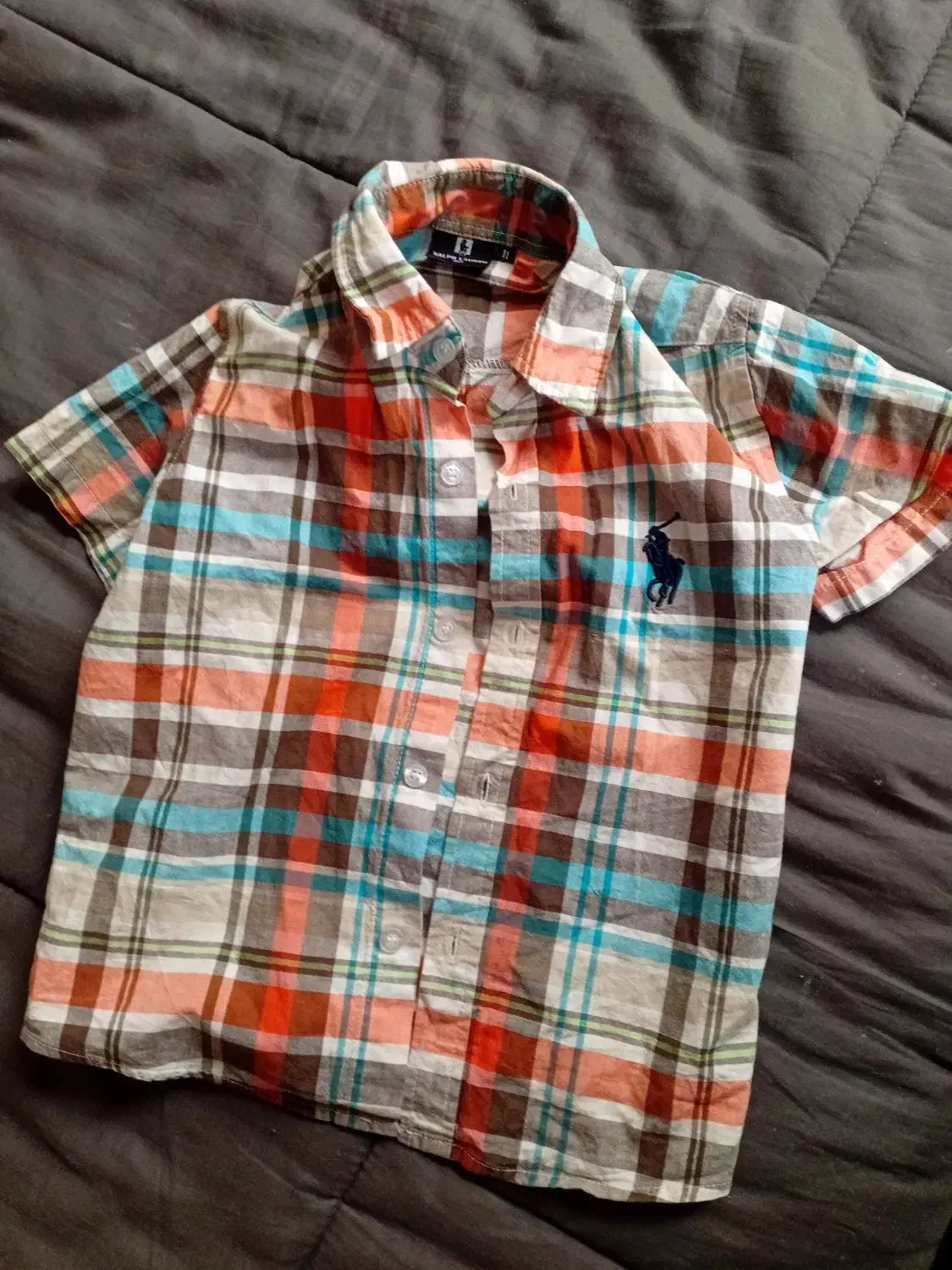 لباس دخترانه و پسرانه|کفش و لباس بچه|لاهیجان, گلستان|دیوار